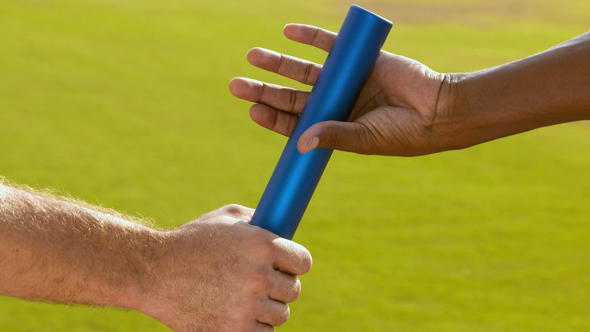 综合格斗赛场焦点!瑞士队对阵巴西队,防守反击奏效,球队笑到最后